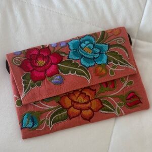 Floral Embroidered Clutch - Multicolor